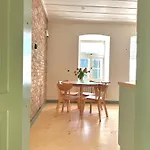 Apartmán In With Parking